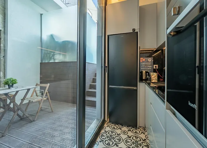 Апартаменты Casteloes Tiles With Terrace