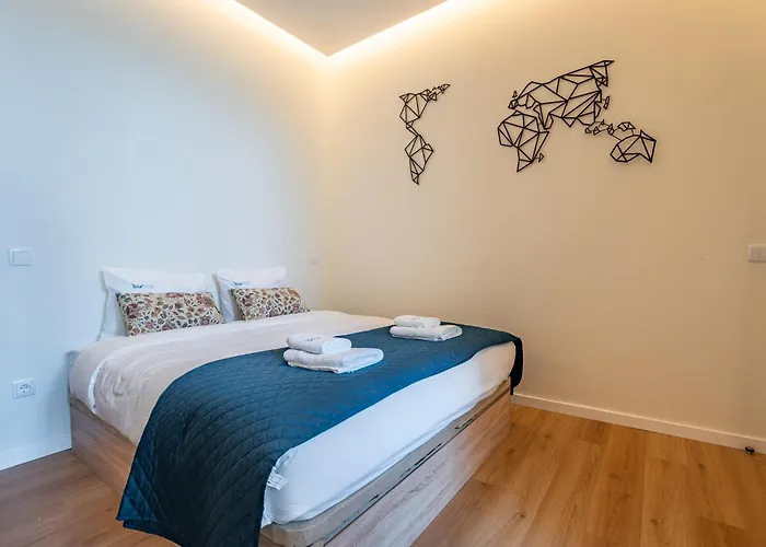 Casteloes Tiles With Terrace Apartman Porto