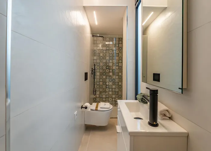 Apartment Casteloes Tiles With Terrace